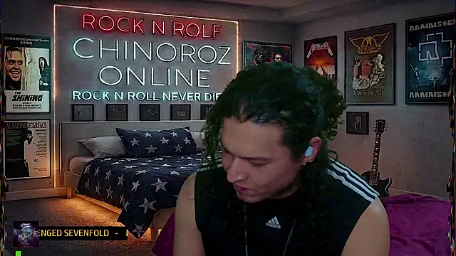 chino_roz webcam