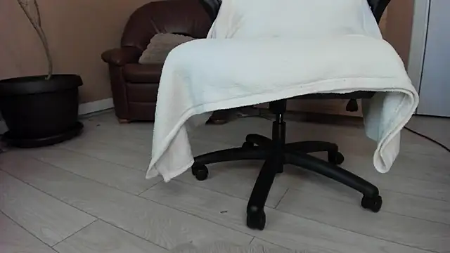 kaylalaine - KaylaLaine's free webcam - UK Sex Cams