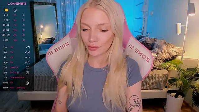anyataylor_ - AnyaTaylor_'s free webcam - UK Sex Cams