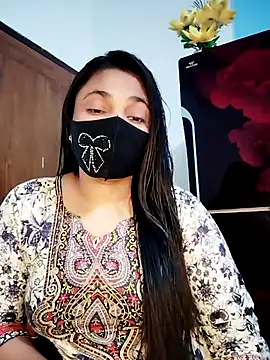 Webcam Model (Tina-Sen)  is live.Free join now!