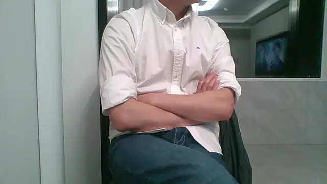 nole_china7 (Ask my age) - talk / fun / cum