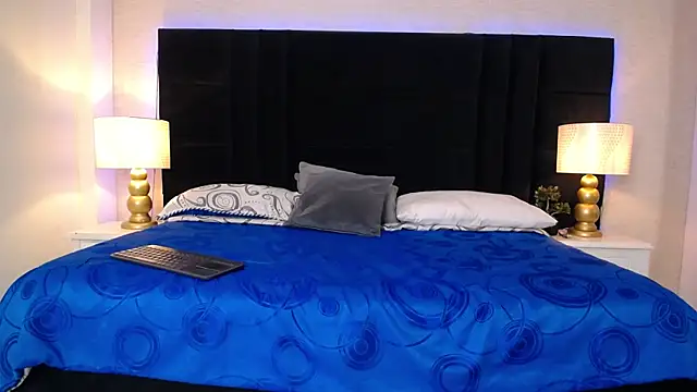 SkylerBigxxx webcam