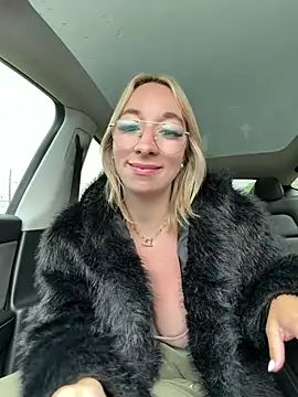 Giuliana_baby webcam