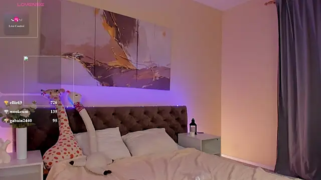 linablueeyed - Linablueeyed's free webcam - UK Sex Cams