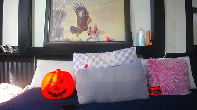 YoungBarbiexx webcam