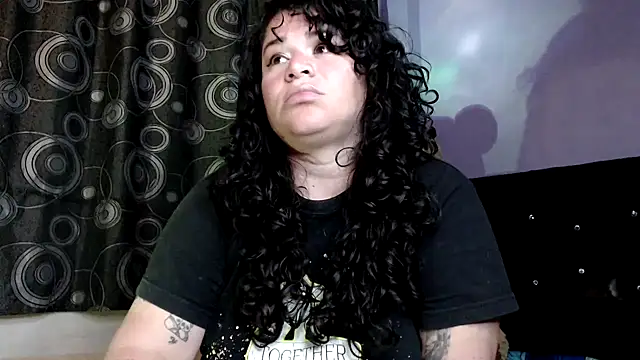 ANGELIQUE_KLANE webcam