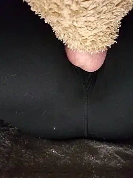 BbwLuvrBoi69 webcam