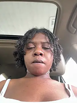 Ebony_Queeen