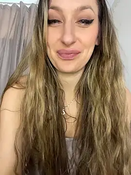 Alyxra
