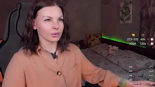 alaska_ya - Alaska_ya's free webcam - UK Sex Cams