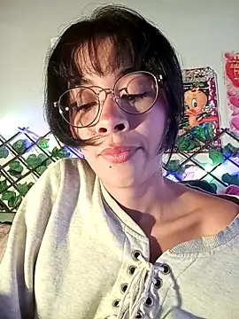 dolliette24 webcam
