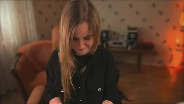 MiaSparkes webcam