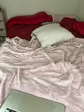 blondebunny999_999 (F young) - Suck dildo