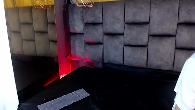 celeste_anderson_ - Celeste_Anderson_'s free webcam - UK Sex Cams