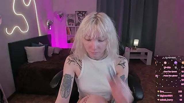 tattoo_art_baby (F young) - spank ass x10