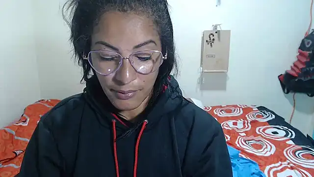 kateleyagrey webcam
