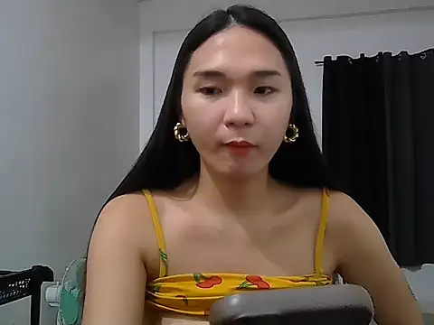 cumslut_selena69 webcam