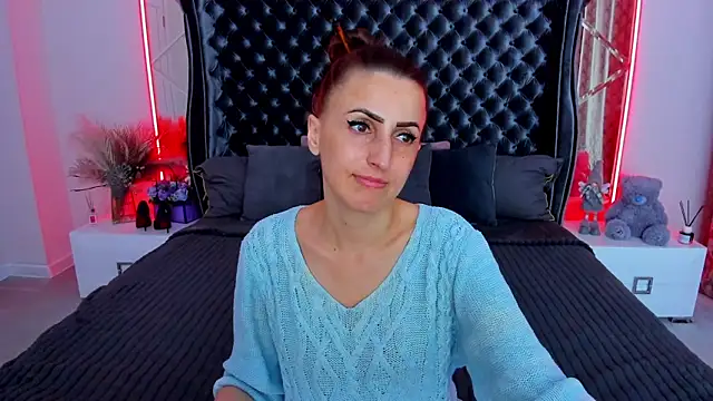 rebecca_diamond - Rebecca_Diamond's free webcam - UK Sex Cams