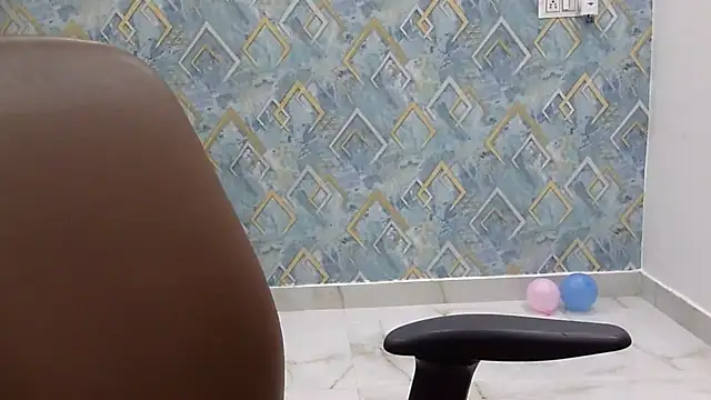  zoyaa-sexy chat room