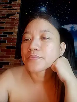 Webcam Model (Urchanel)  is live.Free join now!