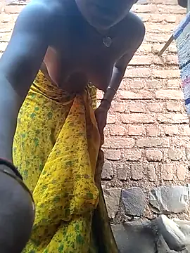 Webcam Model (Sonam---Jaan)  is live.Free join now!