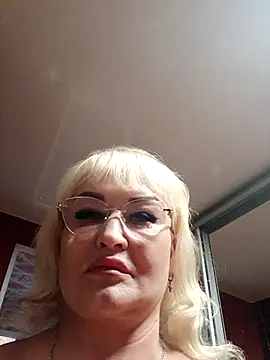 jemma_cori (F mature) - Show pussi