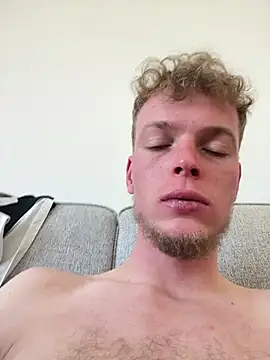 SexBoyLoveYou22's live cam