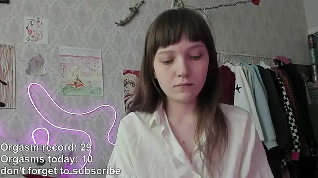 rileynymph (F teen) - what's under the skirt?