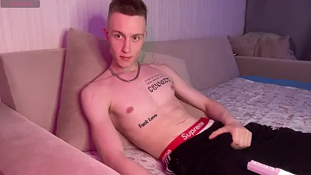 Travis_Gracile webcam