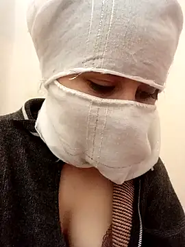 Webcam Model (Fofa_Arabica)  is live.Free join now!