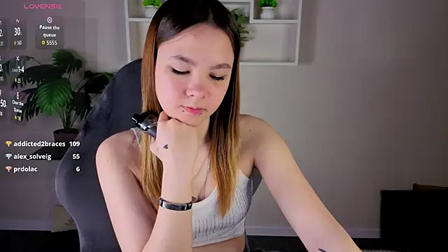 Lori_Bllossom webcam