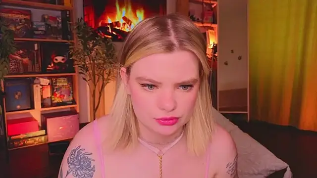 hottie_jane (F young) - 💗Striptease 💗
