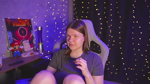 cuteamberlyyy (F young) - DILDO IN PUSSY