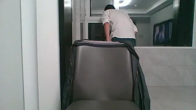 nole_china7 (Ask my age) - talk / fun / cum