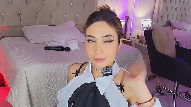 nini_love01 (F young) - domi inside pussy🥵👁️