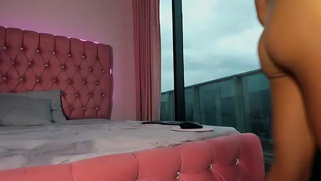 vanillaflo - VanillaFlo's free webcam - UK Sex Cams