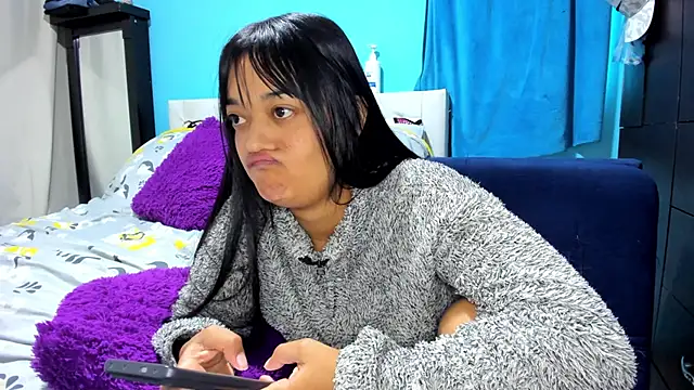 lazyandsniffer28 - LazyandSniffer28's free webcam - UK Sex Cams