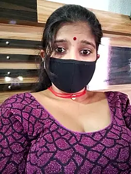 honeyrose4u - Honeyrose4u's free webcam - UK Sex Cams