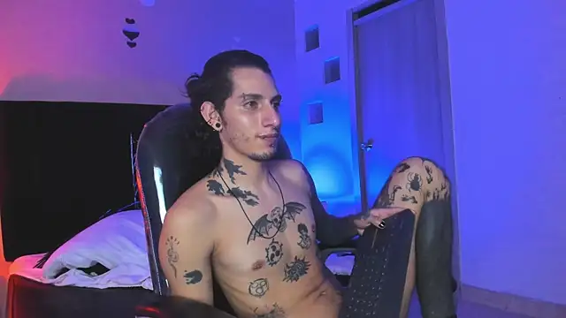 vergil_noir_ - Vergil_Noir_'s free webcam - UK Sex Cams