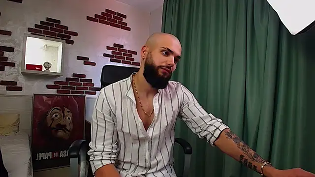 oscarwillss - OscarWillss's free webcam - UK Sex Cams