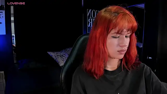 eva_viulet webcam
