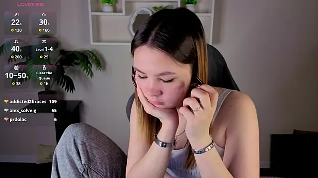 Lori_Bllossom webcam
