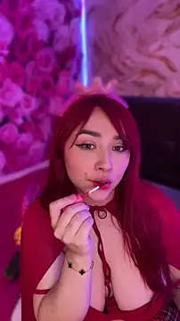 SweetLittleRed webcam