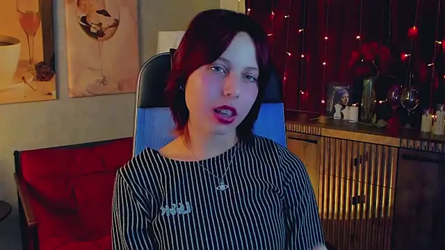 VivienneHebert webcam