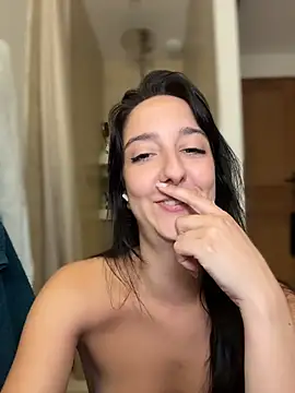  RealJuliette chat room