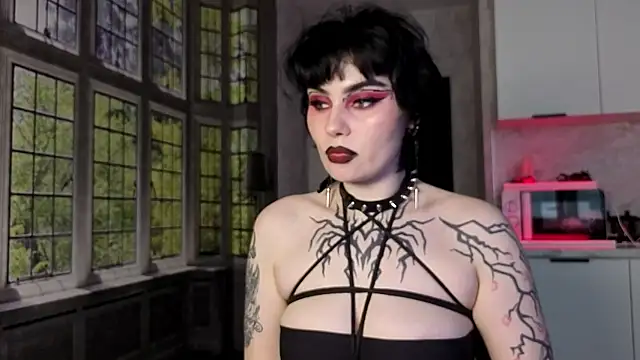 IntrigueYourDay webcam
