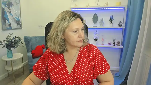 NinaStarle webcam
