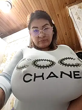 AlexxiaaMat