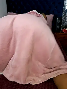 BootyCallEver webcam
