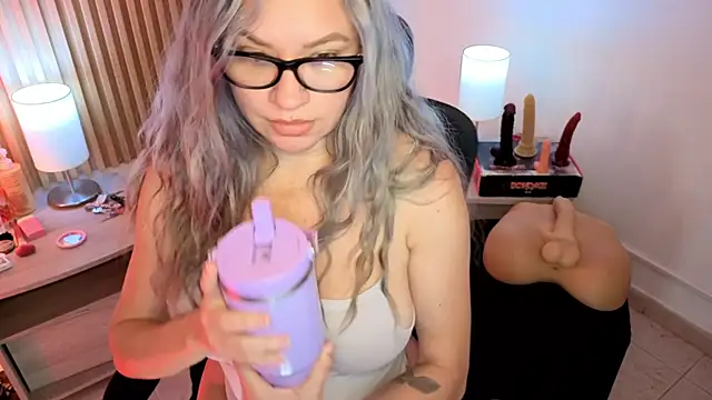 MarianL0ve webcam